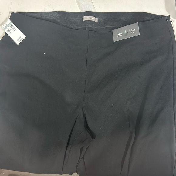 Plus‎ Size Bengaline Mid Rise Skinny Capri Pant NWT 14W - Picture 4 of 7